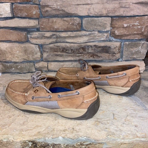 Sperry Boat Shoes M 10.5 Good Condition - Picture 1 of 8